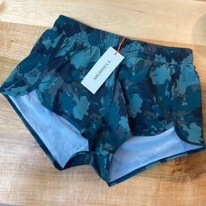 NWT Merrell Trail Running short - Sea Miss Leaf - Small - JWF26561-330